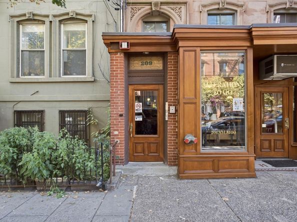 209 Washington St 4, Jersey City NJ 07302