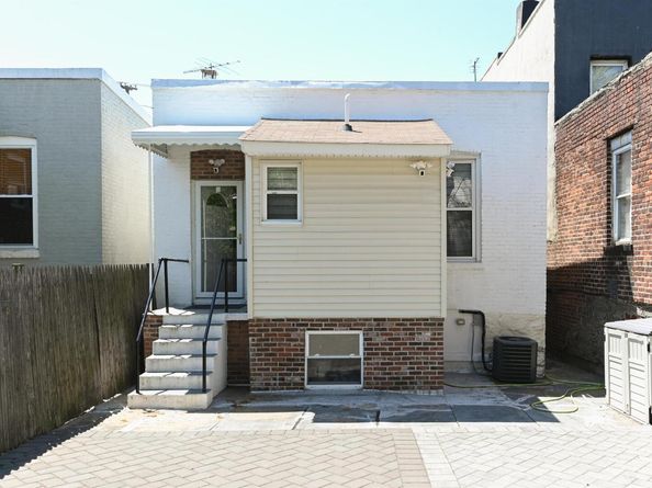 1208 67th St, North Bergen NJ 07047-3701