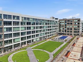 9 Somerset Lane 408, Edgewater NJ 07020