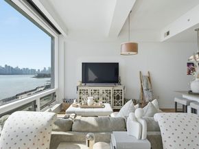 9 Somerset Lane 408, Edgewater NJ 07020