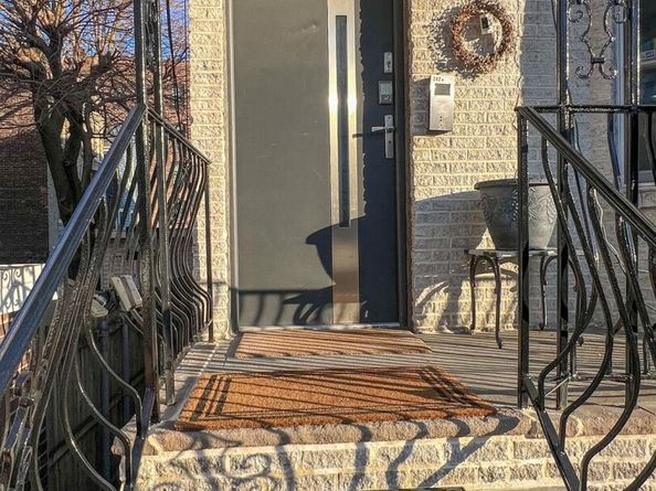 242 Baldwin Ave 1, Jersey City NJ 07306