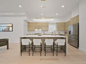 312 11th St 2, Union City NJ 07087