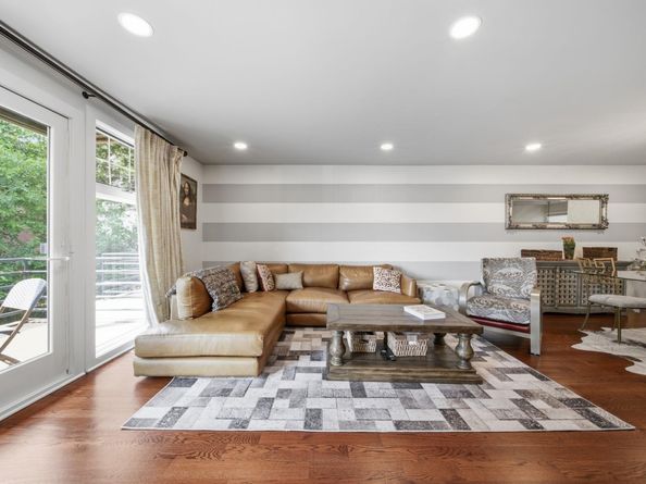 31 Grand Cove Way E31, Edgewater NJ 07020
