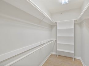 3525 Sage Road 1705, Houston TX 77056