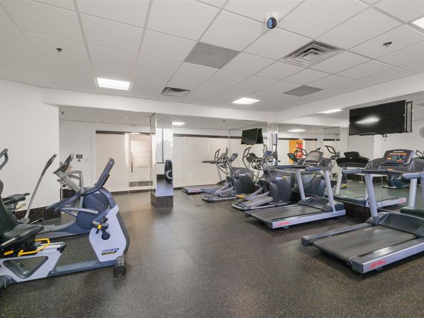 3525 Sage Road 1705, Houston TX 77056