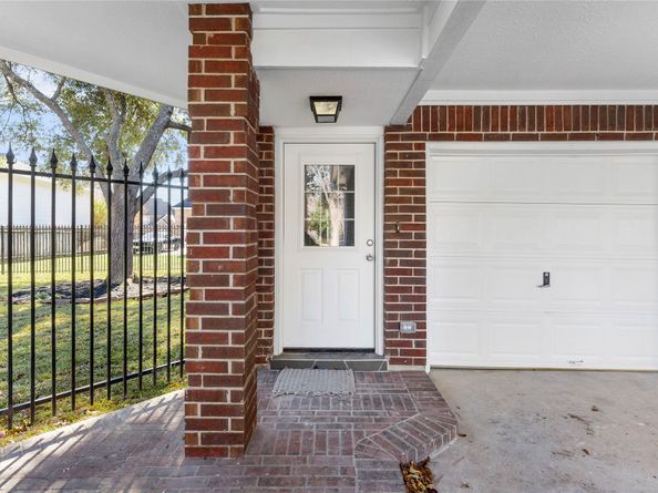 6627 Butler Oaks Court, Spring TX 77389