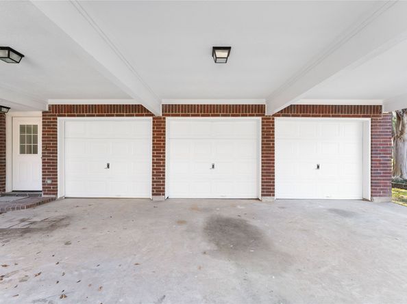 6627 Butler Oaks Court, Spring TX 77389