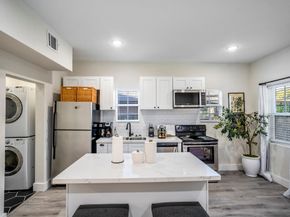 5 Estelle Street 1, Houston TX 77003