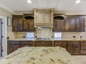 11826 Canyon Mills Drive, Houston TX 77095