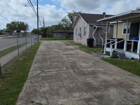 3717 Dawson Lane, Houston TX 77051