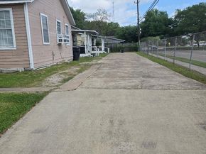 3717 Dawson Lane, Houston TX 77051