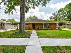 5727 Arboles Drive, Houston TX 77035