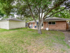 5727 Arboles Drive, Houston TX 77035