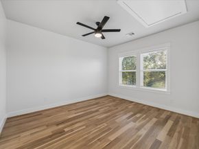 910 Northwood Street, Houston TX 77009