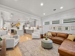 910 Northwood Street, Houston TX 77009
