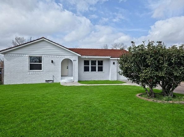 4607 Englewood Street, Houston TX 77026