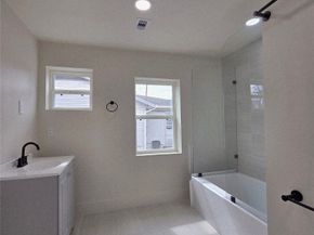 4607 Englewood Street, Houston TX 77026