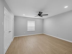 7555 Katy Fwy 146, Houston TX 77024