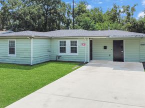 5202 Pensdale Street, Houston TX 77033