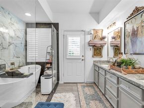 7631 Ameswood Road, Houston TX 77095