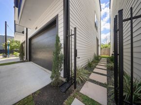 4013 Griggs Road B, Houston TX 77021