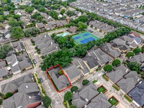 9943 Kemp Forest Drive, Houston TX 77080