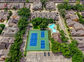 9943 Kemp Forest Drive, Houston TX 77080