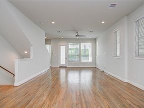 2818 Grand Fountains Drive B, Houston TX 77054