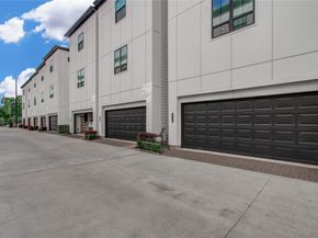 2818 Grand Fountains Drive B, Houston TX 77054
