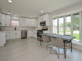6042 Willowbend Boulevard, Houston TX 77096