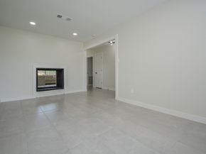 6042 Willowbend Boulevard, Houston TX 77096