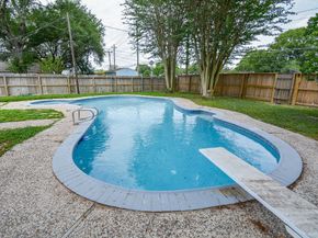 6042 Willowbend Boulevard, Houston TX 77096