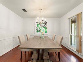 5623 Dumfries Drive, Houston TX 77096