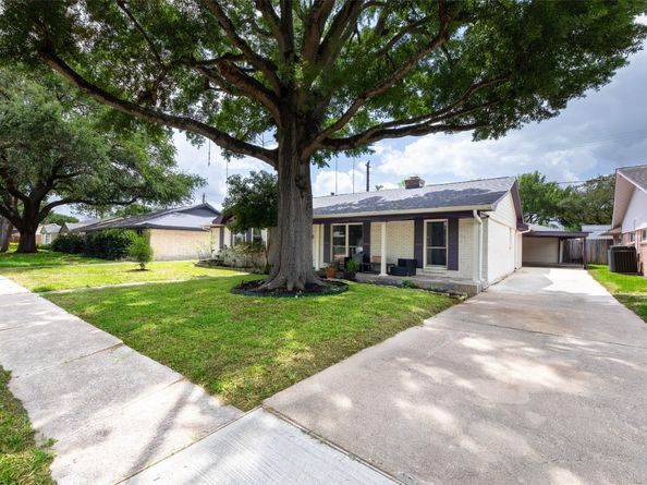 5623 Dumfries Drive, Houston TX 77096