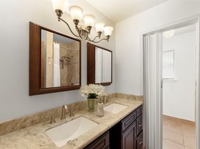 5623 Dumfries Drive, Houston TX 77096