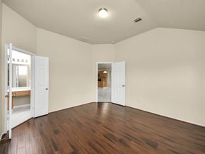 8602 Gander Bayshore Lane, Houston TX 77040