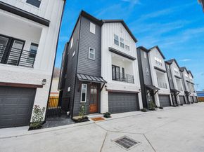 925 Fisher Street E, Houston TX 77018