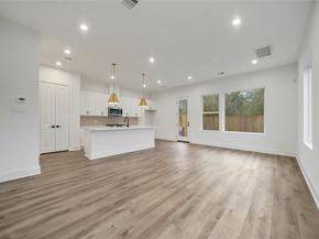 7709 Inwood Grove Lane, Houston TX 77088