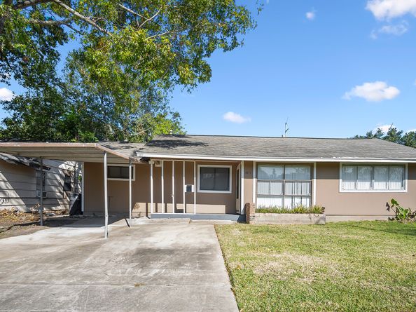 1011 Marleen Street, Houston TX 77034