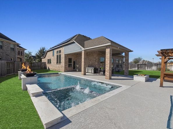 11330 Stonebridge Shore Circle, Cypress TX 77433