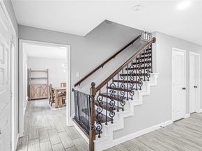 5718 Green Springs Drive, Houston TX 77066