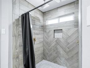 5718 Green Springs Drive, Houston TX 77066