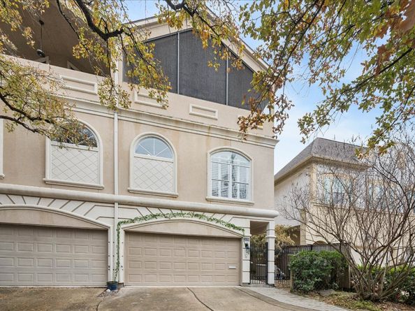 2405 Brun Street B, Houston TX 77019