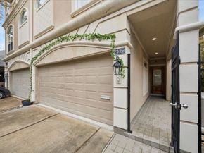 2405 Brun Street B, Houston TX 77019