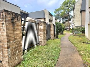 8421 Hearth Drive 21, Houston TX 77054