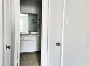 8421 Hearth Drive 21, Houston TX 77054