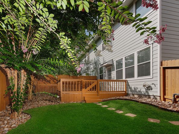 11 Scenic Brook Court, The Woodlands TX 77382