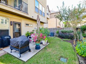 10602 Enclave Shadows Court, Houston TX 77043