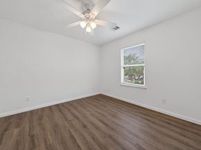 5962 Belcrest Street, Houston TX 77033