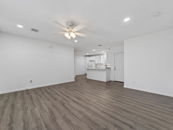 5962 Belcrest Street, Houston TX 77033